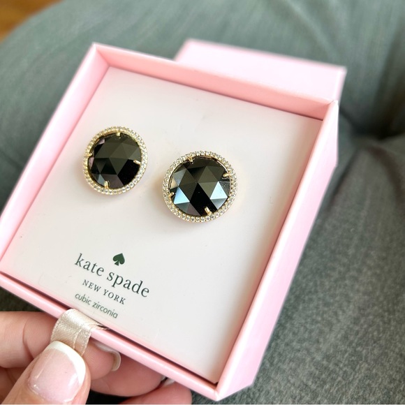 Kate Spade She Has Spark Studs Black - Picture 1 of 9